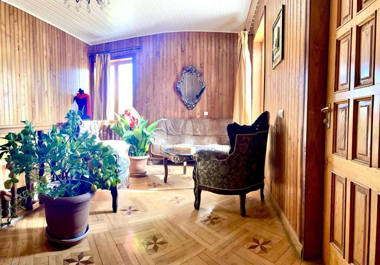 Guesthouse Georgia Sagarejo Exteriör bild
